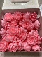 Вафельные розовые розы 4,5 см (в упаковке 7 шт)