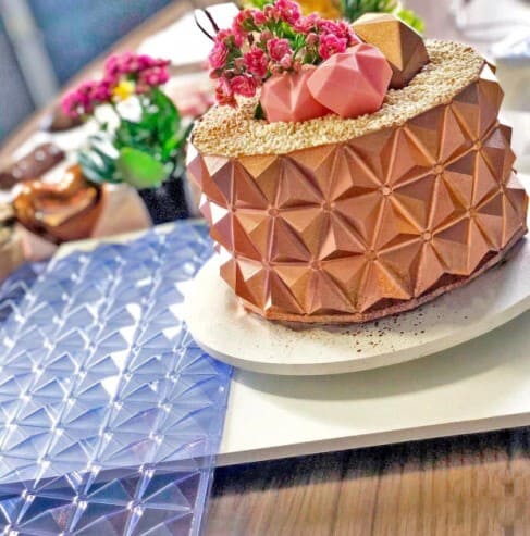 Пластиковая 3D форма для украшения торта «Дизайн №3»