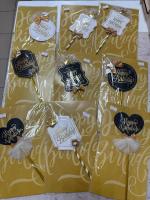 Топпер Happy Birthday с цветами в ассортименте