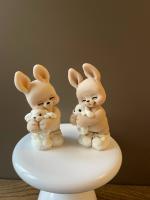 Зайка Лилу в тапочках бежевая