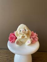 Зайка лайкер *1 беленький (2 цветочка)