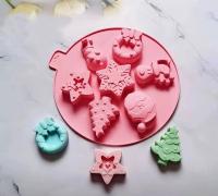 Форма силиконовая для выпечки «Новый год», 23×23×2,3 см, 7 ячеек