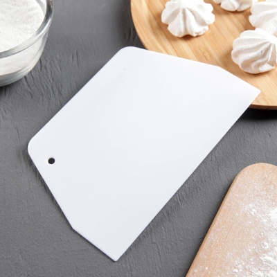 Скребок трапеция 20 см