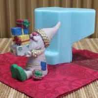 Силиконовая форма №728 "Гном с подарками"