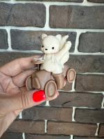 Лисенок на машинке (высота 9 см) 2d
