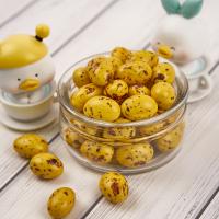 Драже шоколадное с миндалем «Яички желтые» 100 г.