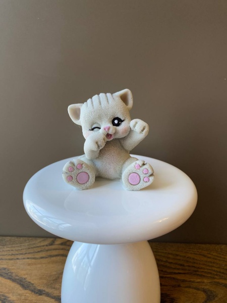 Котик Митя серенький