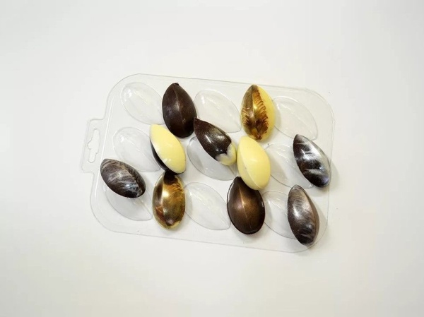 Форма пластиковая для шоколада «Лепестки лотоса»