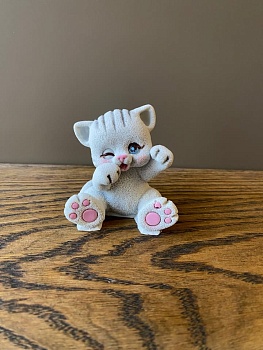 Котик Митя серенький