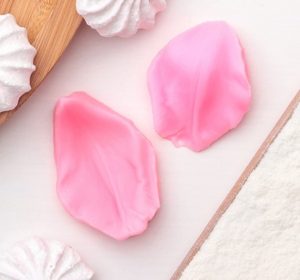 Вайнер силиконовый «Лепесток яблони», 2 части, 5,1×3,8 см