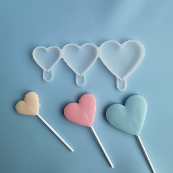 Силиконовая форма для леденцов «Сердечки 3 в 1»