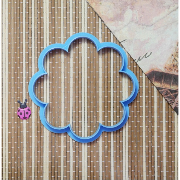 Вырубка "Ромашка" №2 8см