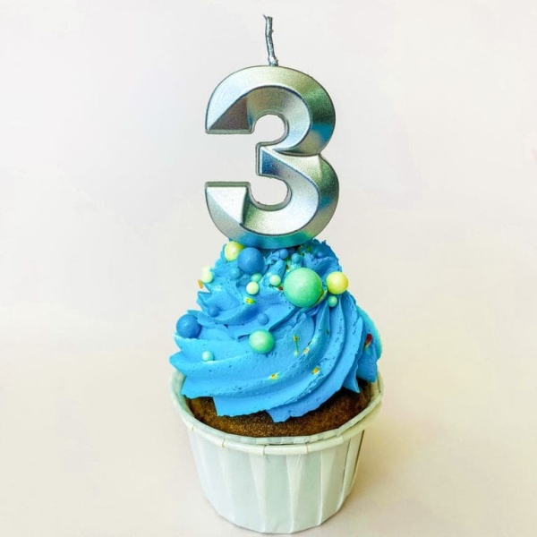 Свечи для торта, цифра 3 (серебро, 5 см)