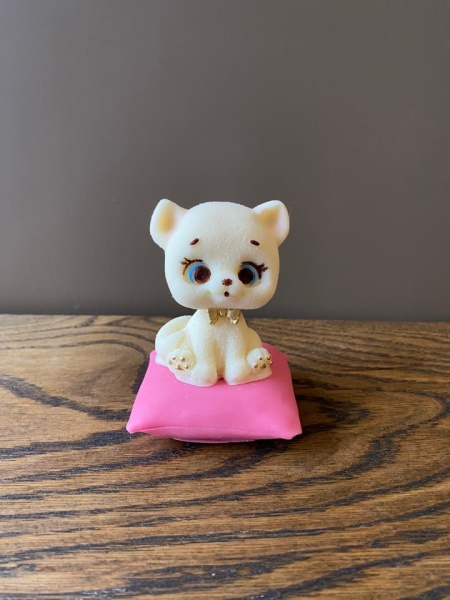 Котик Кис Кис с подушечкой