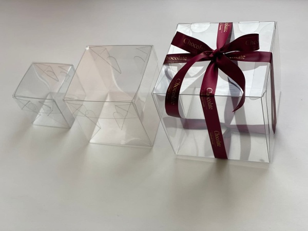 Коробка кондитерской продукции с пластиковой крышкой 55х55х55 мм