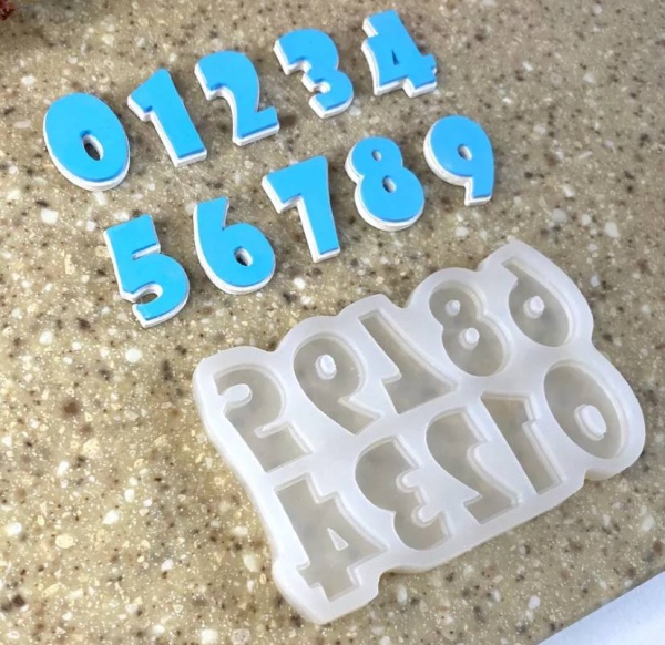Силиконовая форма цифры с контуром высота цифры 3 см