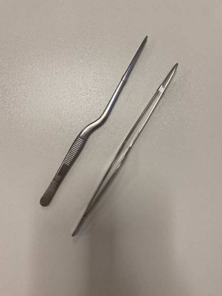 Пинцет металлический 21 см