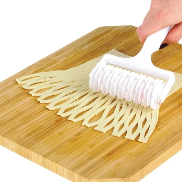 Ролик для фигурной нарезки теста