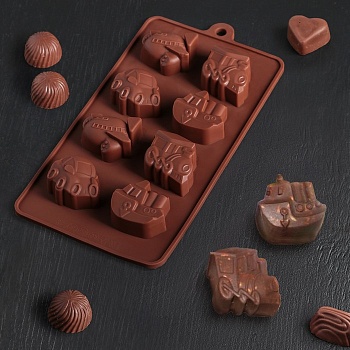 Форма для льда и шоколада  «Машинки», 21×11 см, 8 ячеек (4,3×3,5 см),